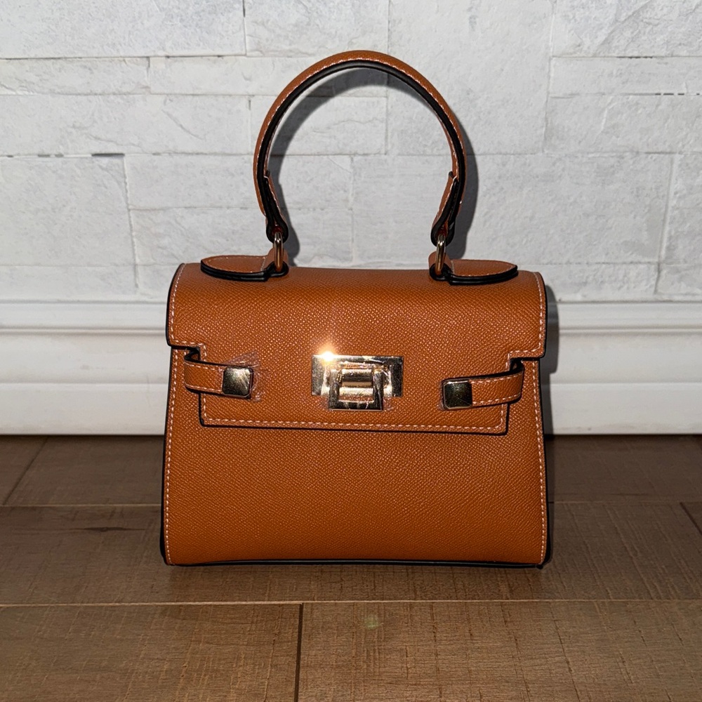 NWOT AMAZON SMALL TAN HANDBAG